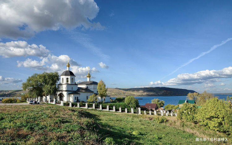 240人的俄罗斯宗教小镇，遍地教堂坐落水中，游客：适合隐居！