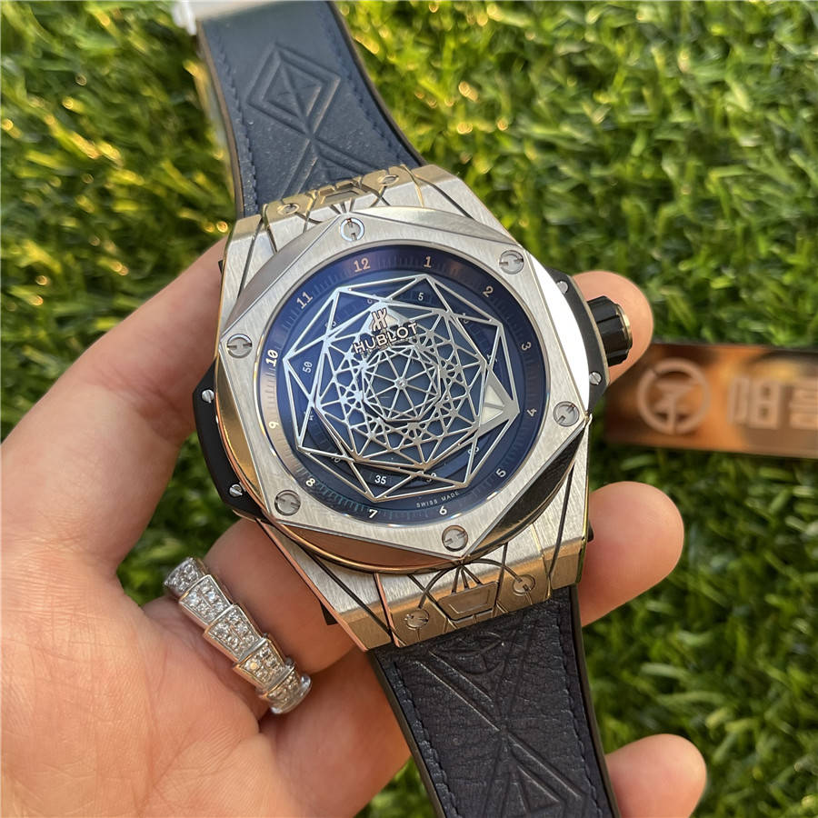 �����������352�ڡ�WWF�����ϸ�����⸽����ͼ