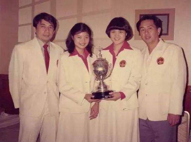 她是国羽双打初代目之神 6夺世界冠军 后嫁外国人与丈夫差16岁 吴迪