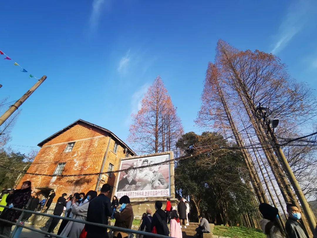 文字603文創園 衛東機械廠依山傍水,具有七十年代特徵的小紅磚樓比比