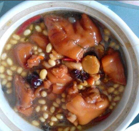 猪脚怎么炖好吃又简单小孩子吃 958a785713a646dc9119a89f72159b1b.jpeg