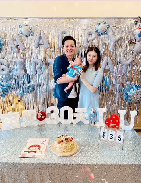 知名男星与老婆同年同月同日生,今晒女儿小琉璃满月照超幸福_刘智扬