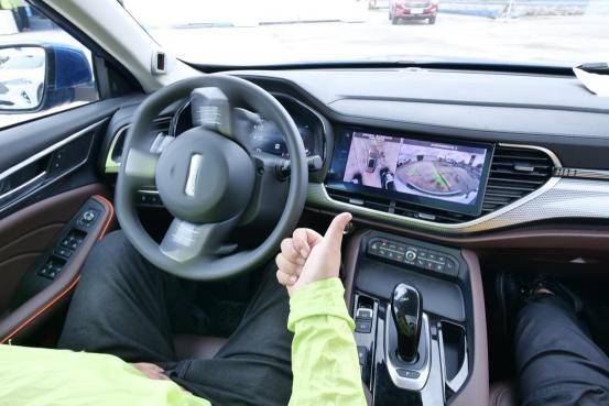 悦己型她消费崛起拥有2021款哈弗f7让女神节从容出行