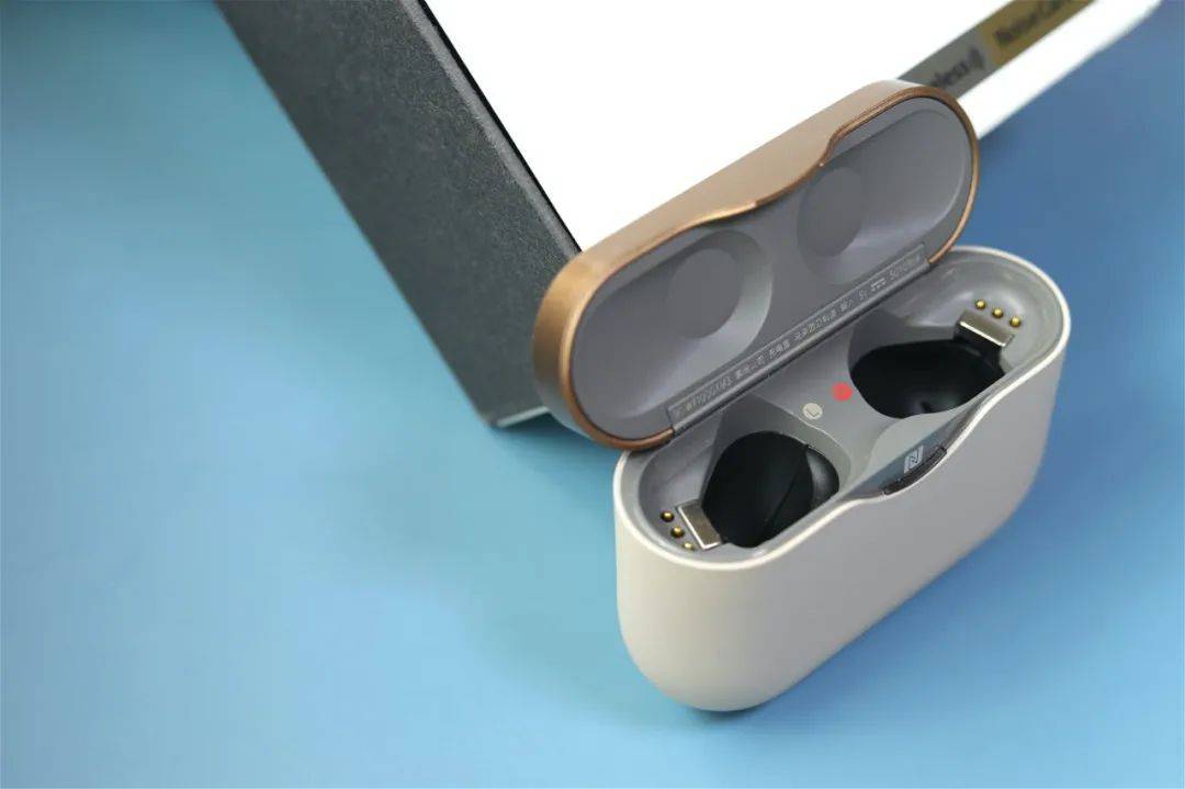 充电|细腻音质难逢敌手：索尼WF-1000XM3再现硬功底