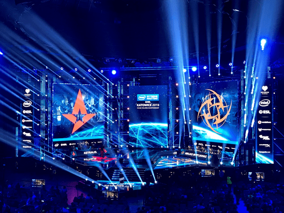 这座30万人的煤炭小镇,缘何成为欧洲「电竞之都」? | 专栏