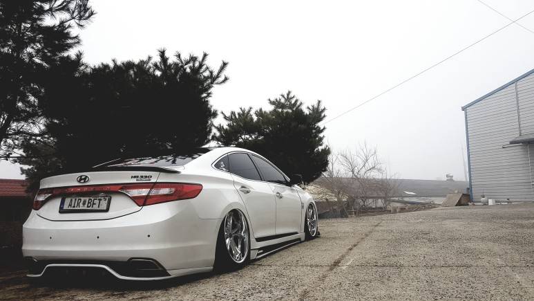 低趴风格 现代雅尊hg改装气动避震悬挂低姿态案例韩国店家分享