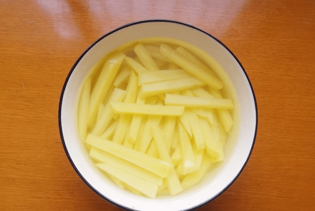 16d7987f4e0c4a549485aa956305e27f.png