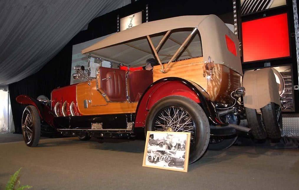 希特勒第二辆奔驰90马力坐牢期间订购刑满释放当天正好交付