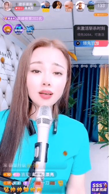 陌陌铁肺小天后谭英再战高音西北风声腔魅力十足