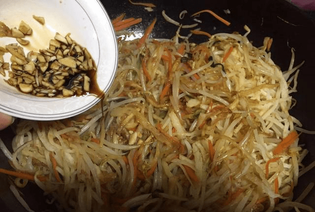 简单又好吃的饭菜中午 d5a40b5ffee14eaf8627d002e0af1219.png