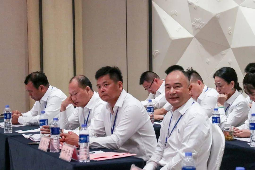 叶峰春:从珠宝匠人到创办叶氏精工,他说要打造百年首饰品牌