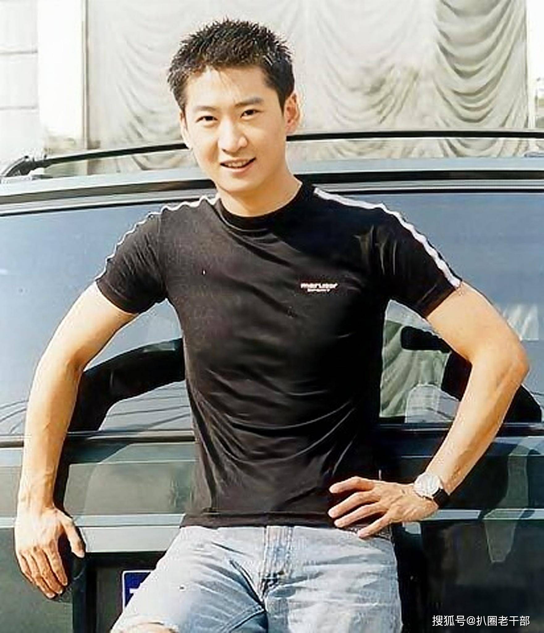 原创50岁的周杰真不敌圈内流言蜚语隐忍与退让必能实现人生翻盘