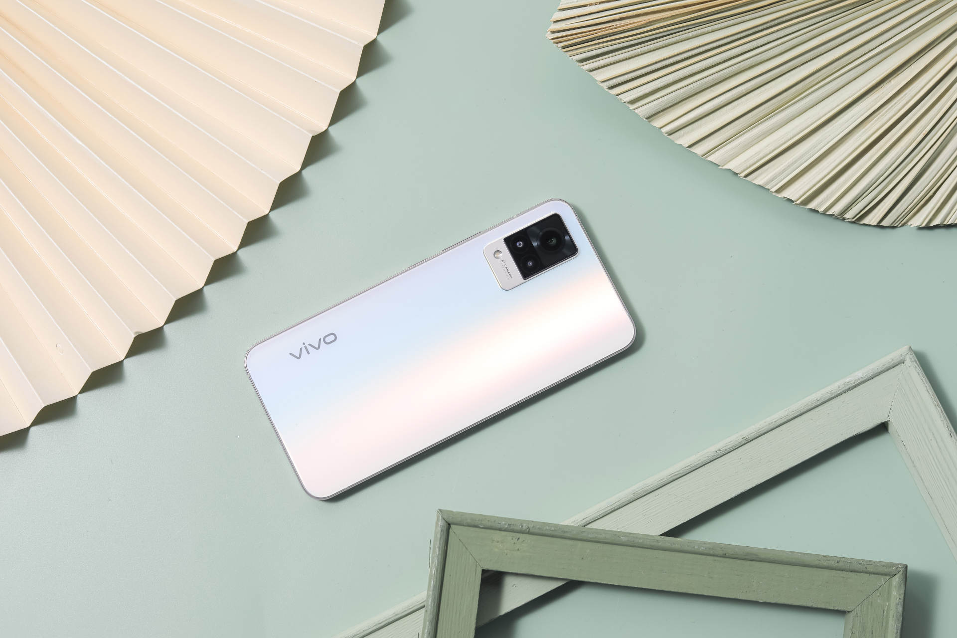 拒绝涂抹感自拍vivos9打造独家超质感美颜