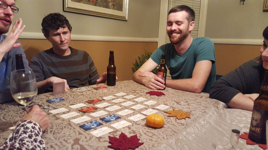 原创多人聚会玩什么好玩的210人破冰桌游推荐