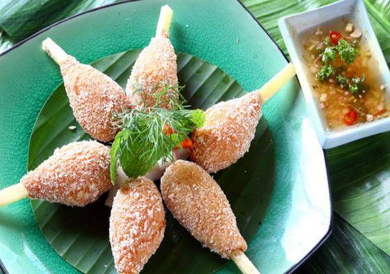 甘蔗和虾是绝配，香甜细嫩，比红烧肉还好吃，越南游客有口服了