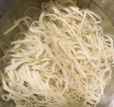 青椒丝凉拌豆腐丝 f7a7ad7a3fb54fa3afd305b1c2f17d12.jpeg