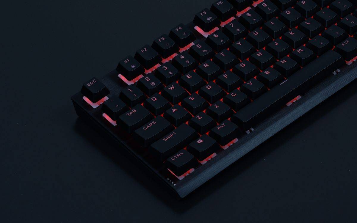 测评|海盗船K60 Pro机械键盘测评：搭载全新樱桃VIOLA轴