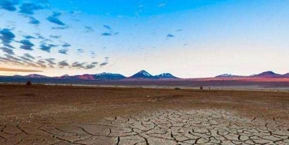 世界上最干旱的沙漠，被称为世界的“干极”，却生活着100多万人