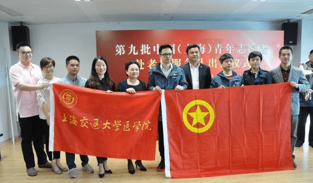 去年的GDP和今年GDP关系_去年和今年箭头图片(2)