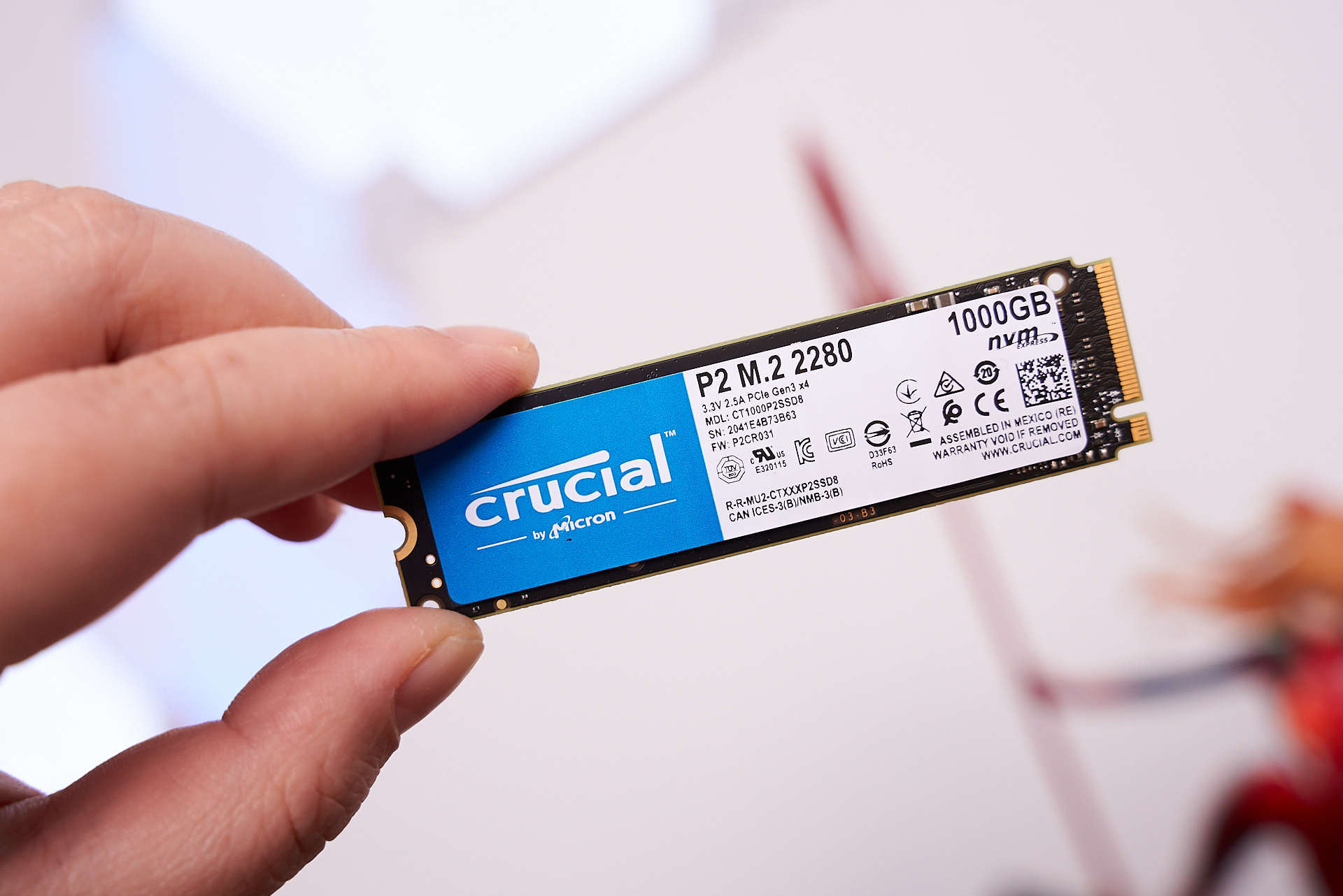 读写更快价格却更低了英睿达p21tb