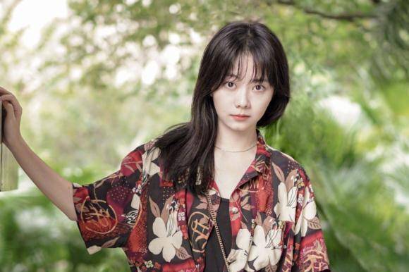什么样的女人一看就很出众 8408ad7d6d5a475298242df5713cf70b.jpeg
