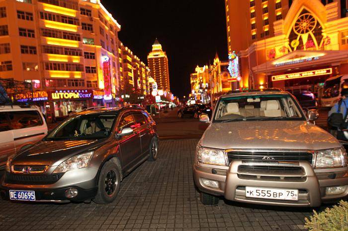 蒙古首都堵车，脾气最大是摩的；当地导游：日韩汽车质量不好
