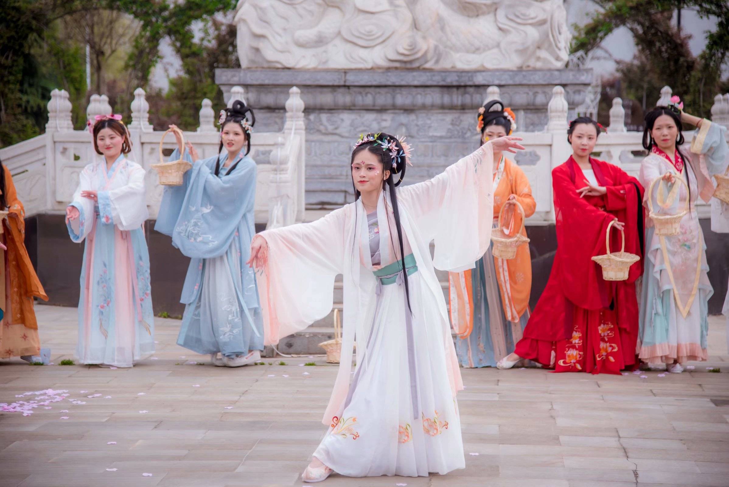 卧龙汉服将于3月27日举办花朝节弘扬传统文化