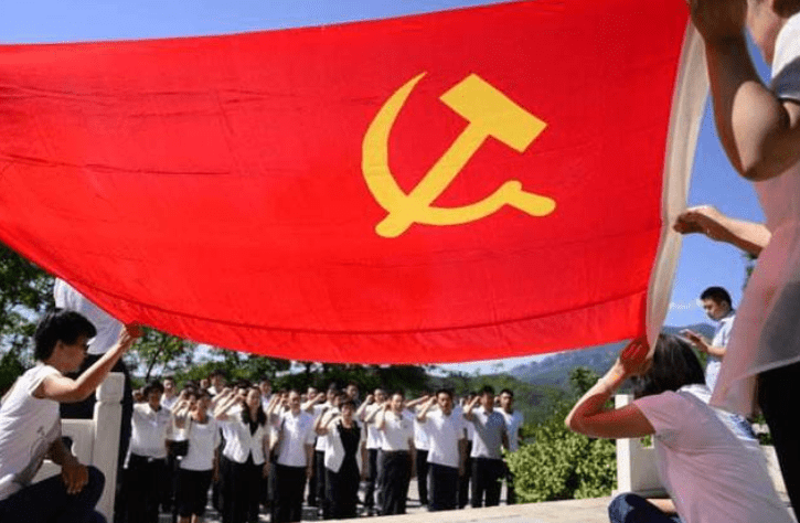 大学怎么当党员 f9f077d88f5a4ccca2b73e86a81f2634.png