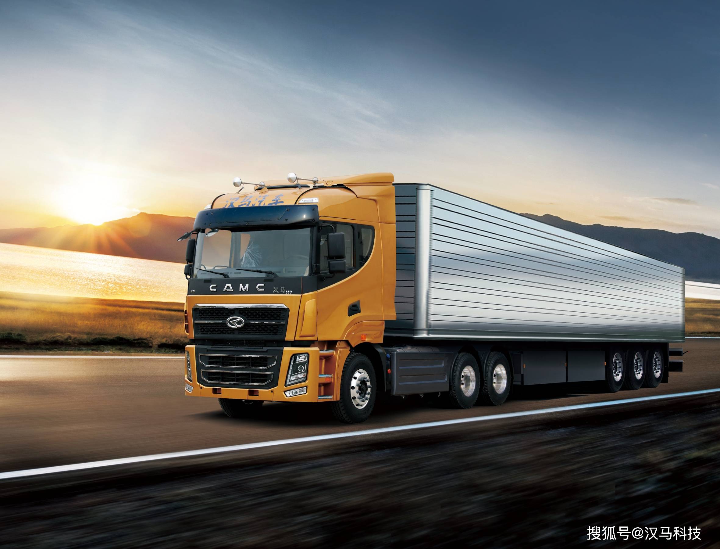 汉马h9旗舰版牵引车靓影