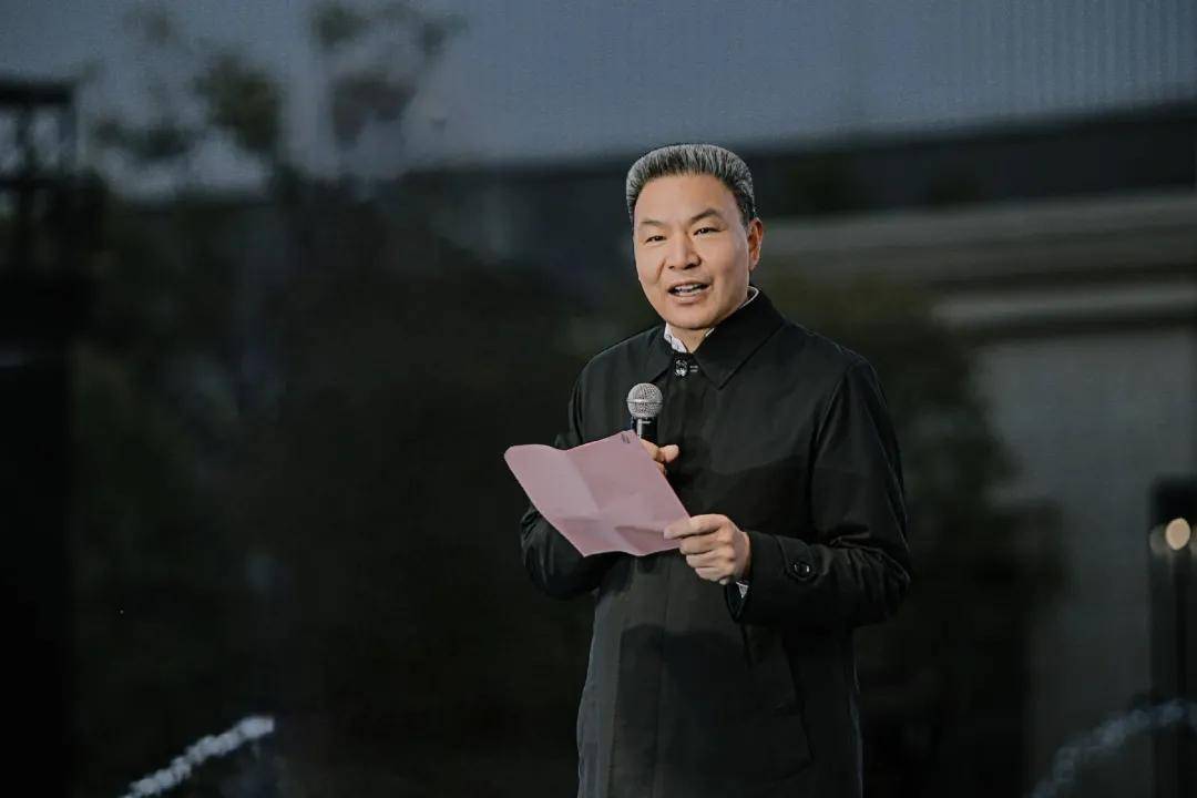 县长杨光,县人大常委会党组书记,主任金义平,副县长王燕,明光市委常委