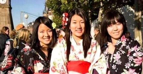 中国涌入大量日本美女，看似是来旅游，其实大多另有“目的”！