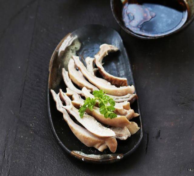 什么样的猪肚是好的 1df69f3cef5d4eaabf77957b203fb4ce.jpeg