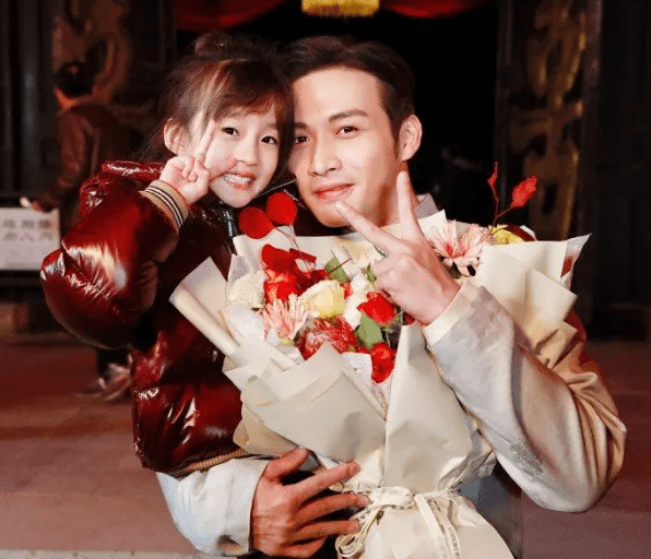 司藤小时候的扮演者是谁 e998998382e74ebb884fb4187c1839d1.png