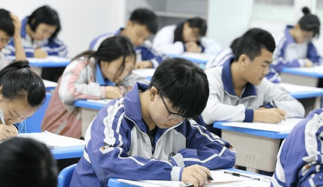 什么时候改革中考 06379ddb1d634b618893bdbaeccb2e94.png