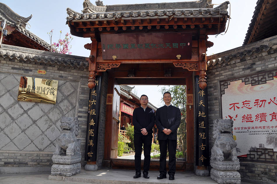 秦東魁說:清明節這樣祭祖,一定可以光宗耀祖,家財萬貫返回搜狐,查看