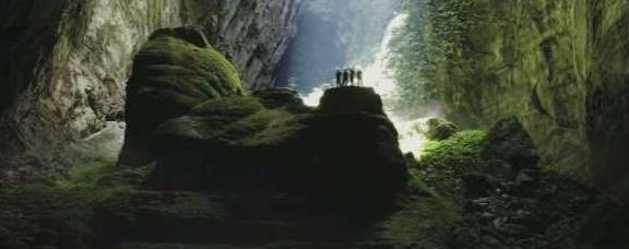 世界上“最大”的洞穴，直径高达320米，万千景观吸引无数旅游者