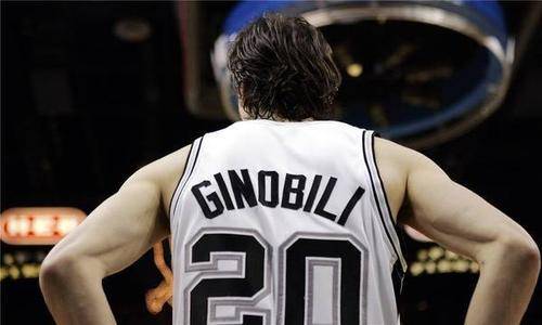 吉诺比利娇妻颜值超高身材不输瓦妮莎两人相爱24年太幸福