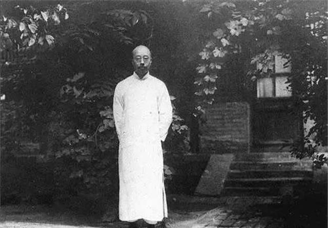 鲁迅的文章父亲的病 431bec2b6a434d489a7257a4d67383fc.png