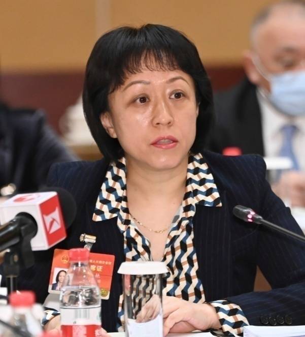 同样聚焦个人信息保护,全国人大代表,上海市闵行区副区长刘艳更关注在