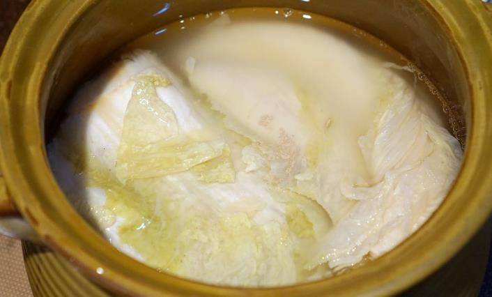 如何腌酸菜只加盐和水 e3f43d8468124167bc473babb404c2a7.jpeg