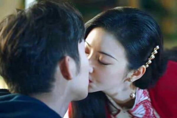 司藤小女孩被领养 8cdff28f8a41475c9b12649523c8df7f.jpeg