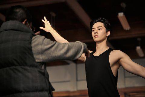 如蝶翩翩宋江首次挑战芭蕾舞者宋江12个圈粉事迹公开女友理想型