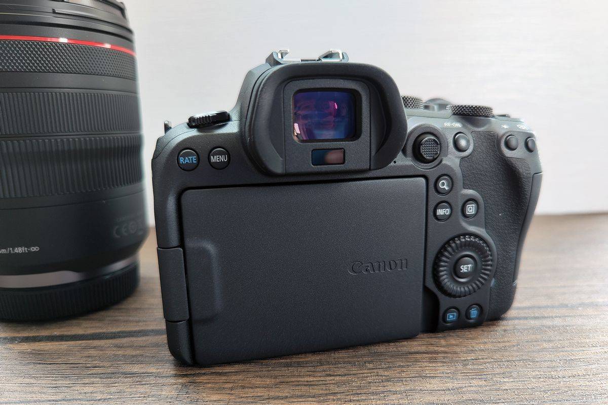 佳能eosr6套机开箱两万多元能否将视频拍照一机搞定