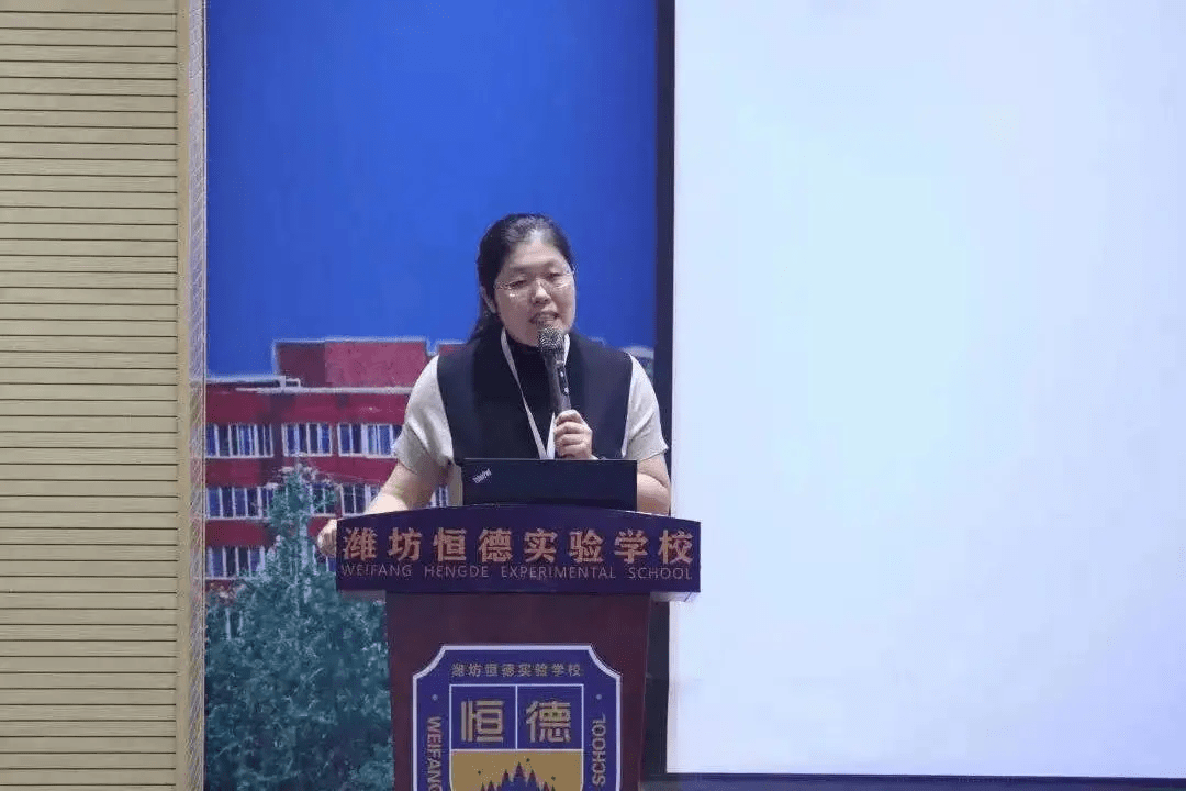 潍坊恒德实验学校赵娜老师(英语组组长)毕业于吉林师范大学(教育部