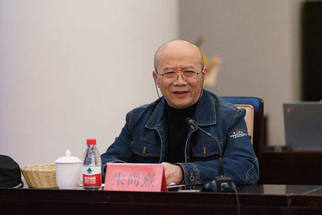 琢木声远——萧立雕塑作品展在中国美术馆开幕_中国美协