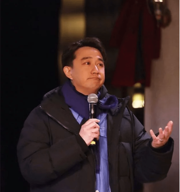 戏剧新生活收官黄磊泪目话剧的春天会来么