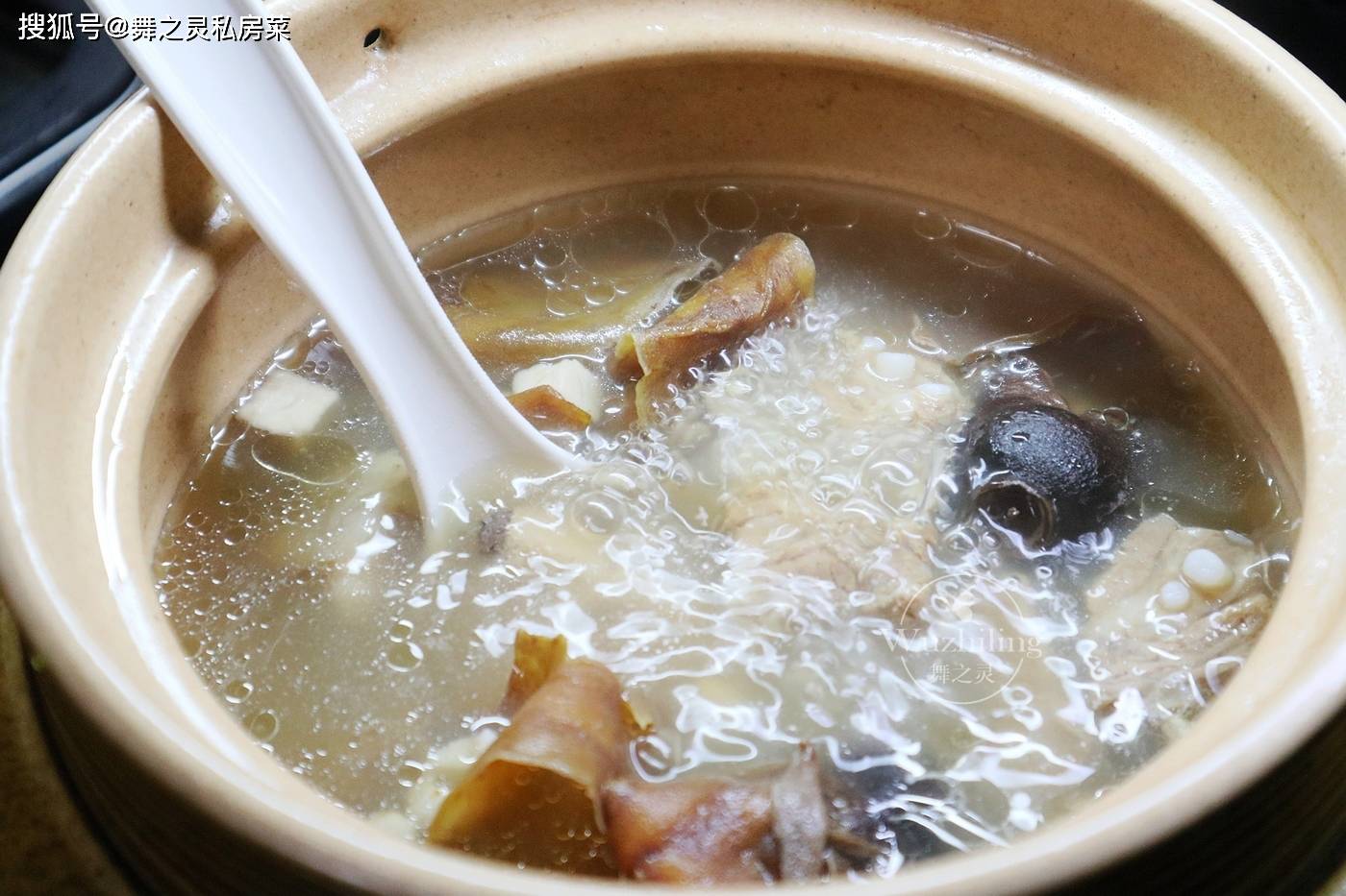 福建人把木棉花这样吃,晒干煲汤要多喝,祛湿通经络,真舒畅