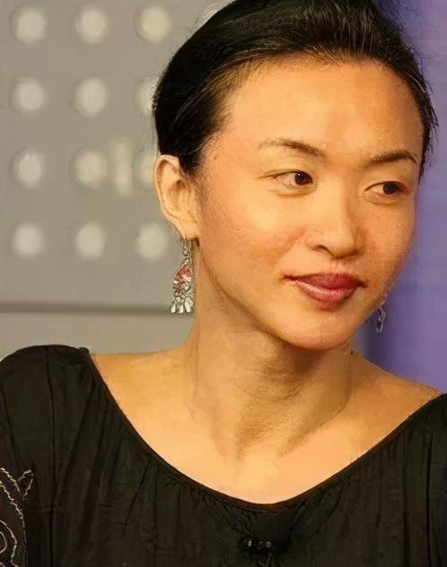 原创金星变性前曾娶过老婆,只因一句玩笑话,坚持了10年才离婚