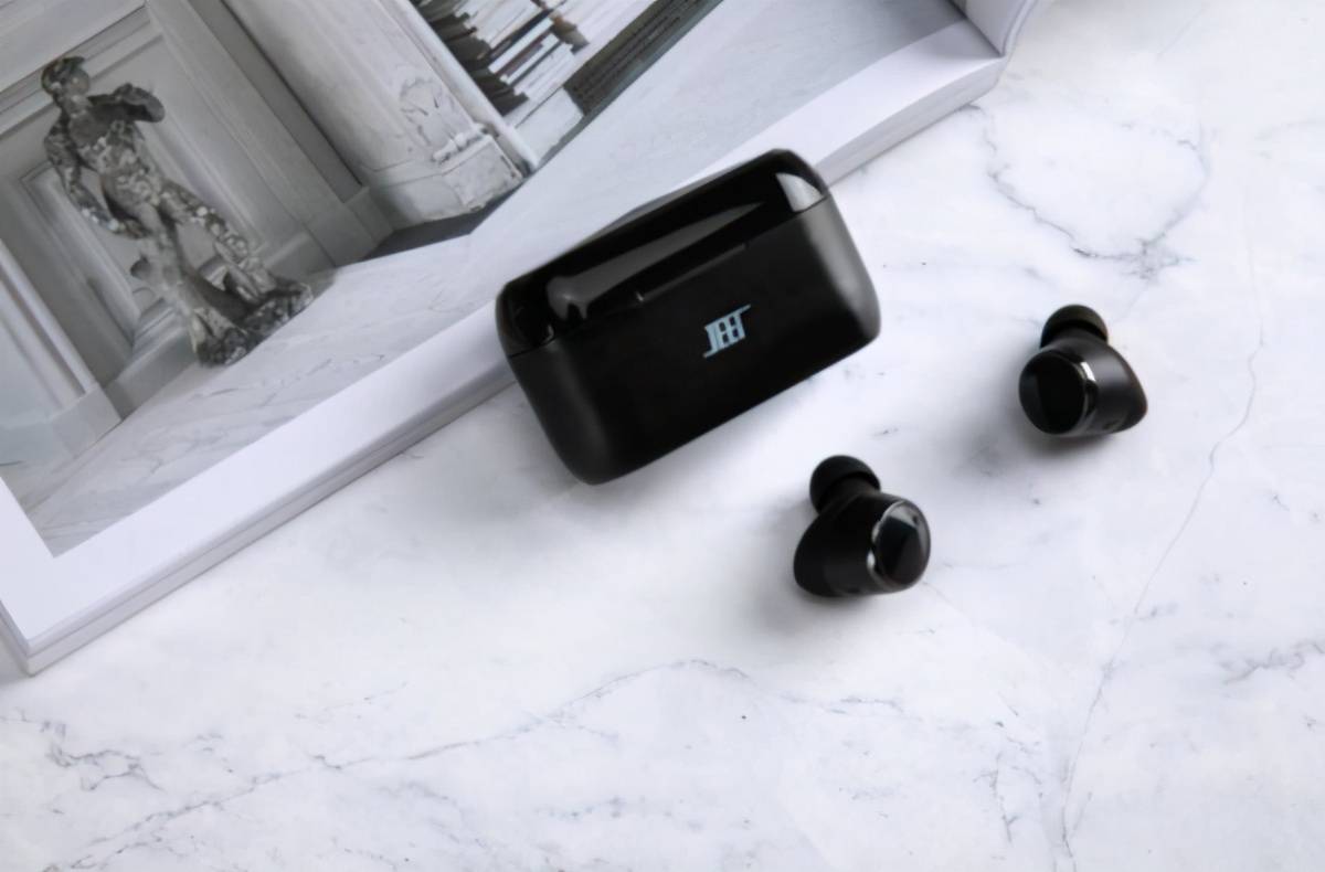 十大无线蓝牙耳机排名 21年全新热门蓝牙耳机榜单出炉 音质