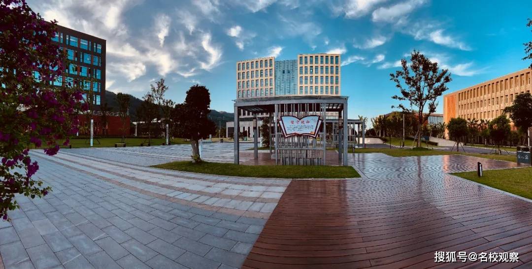 总规划用地面积约1000亩!西华大学宜宾校区(二期)主体全部封顶!